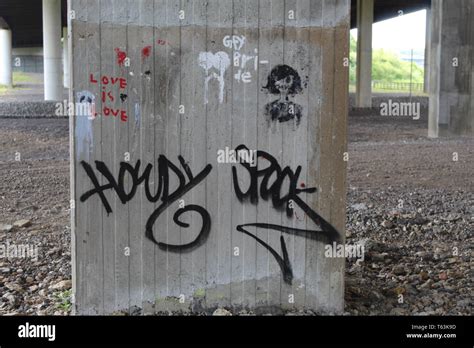 Gay graffiti Banque de photographies et dimages à haute résolution Alamy