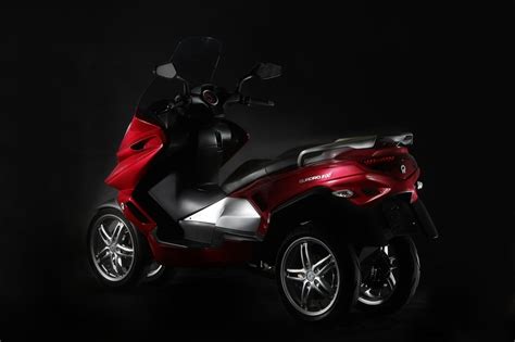 Quadro 4D, the 4-Wheel Scooter - autoevolution