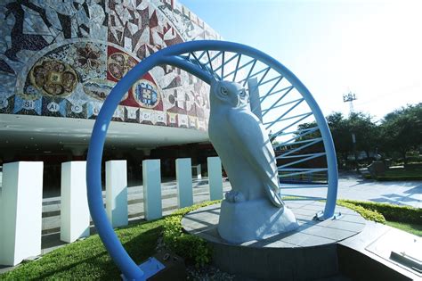 Celebra 90 años Facultad de Ciencias Químicas de la UANL revelan nuevo