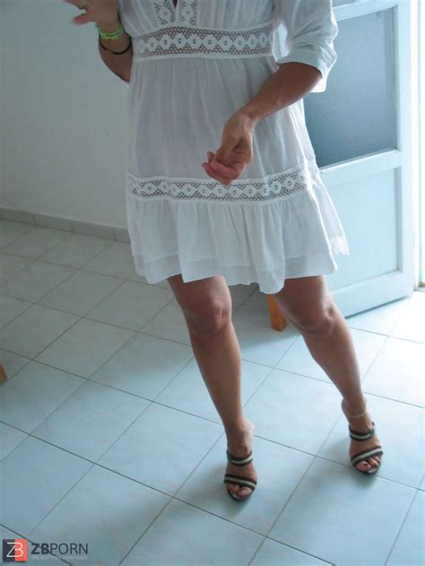 Alexandra Upskirt ZB Porn