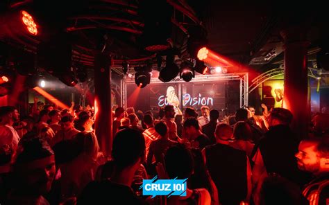 Gay Manchester Guide An Lgbtqia Guide To Manchester