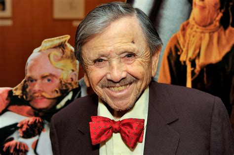 Jerry Maren, last surviving "Wizard of Oz" munchkin, dead at 98 - CBS News