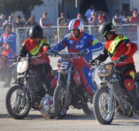 MOTOBALL COUPE DE FRANCE Carpentras 5 Camaret 0 Carpentras En Demi