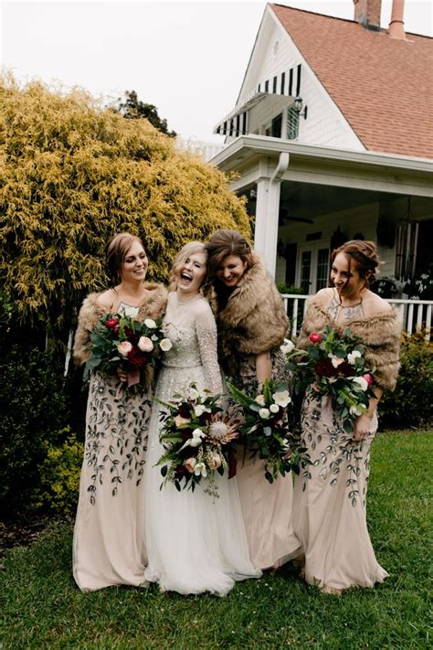 Vintage-Inspired Garden Wedding at Sweet Meadow Farm | Junebug Weddings