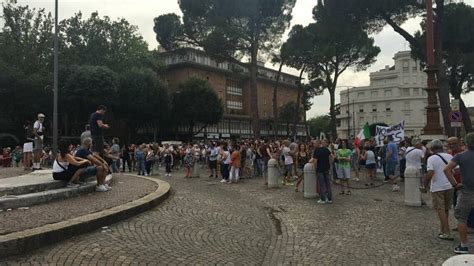 Forl Manifestazione Contro Il Green Pass Foto