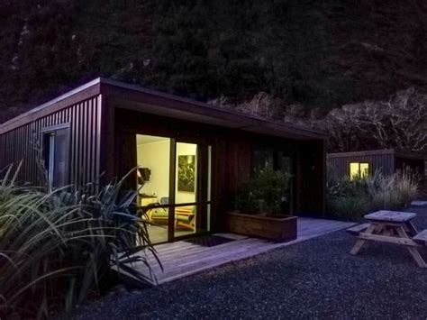 Milford Sound Lodge - Stay in the Heart of the Fiordland