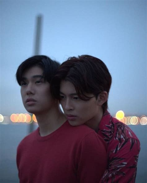 Pin By Nguyenlengocvan On Pond Phuwin Never Let Me Go Cute Gay Couples Gmmtv