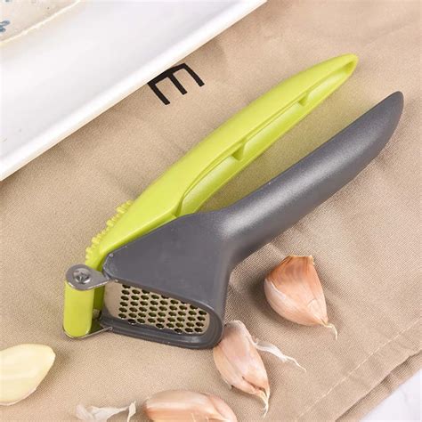 Stainless Steel Garlic Press Manual Garlic Grinder Grater Ginger Press