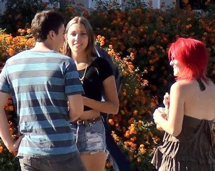 Vrei Sa Faci Sex Cu Mine Iata Ce Raspund Feminis Ro Inspiratie Zi De Zi