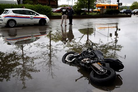 Heavy rain, wind disrupts travel for New Yorkers - JBS News