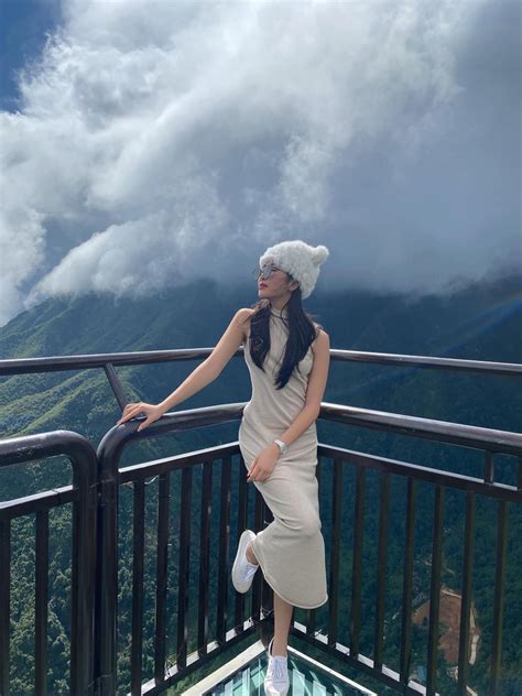 Danh tính hot girl sinh năm tự sắm biệt thự hơn tỷ mua siêu xe Porsche cùng loạt đồ