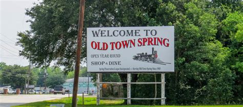 Guide to Exploring Old Town Spring in Texas with Kids - Mommy Nearest