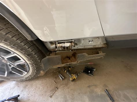 how to fix door squeak 9