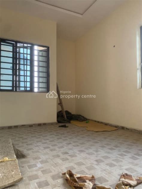 For Rent Newly Built Standard 2 Bedroom Pop Standard Screeded Wall