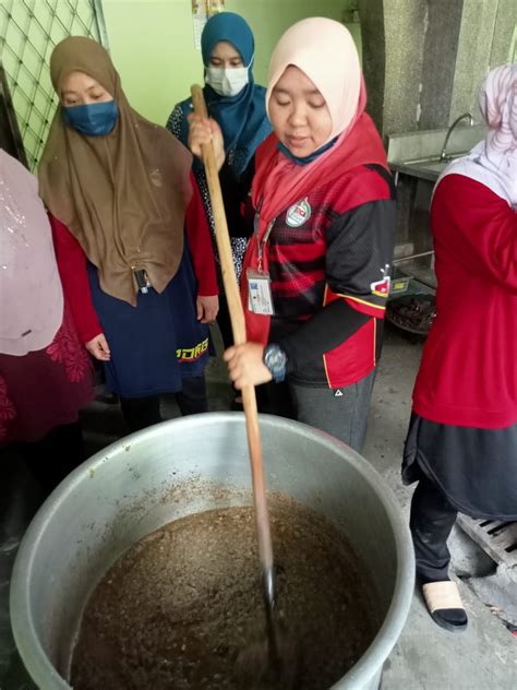 Program Gotong Royong Memasak Bubur Lambuk Sempena Ramadhan H