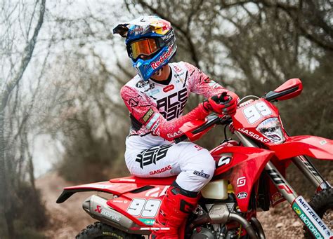 Andrea Verona Fired Up For Endurogp Title Defense Mx Onboard