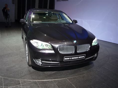 2011 BMW 550i Exterior Photos