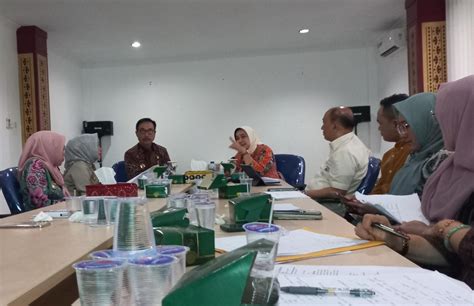 Ketua Dekranasda Lampung Riana Sari Arinal Pimpin Rapat Persiapan