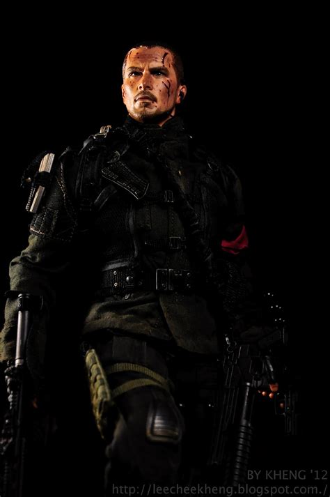 MY HOT TOYS COLLECTION PHOTOGRAPHY Hot Toys Terminator Salvation Final Battle Version John