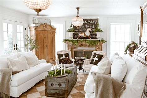 Cottage Style Living Room Furniture | Baci Living Room