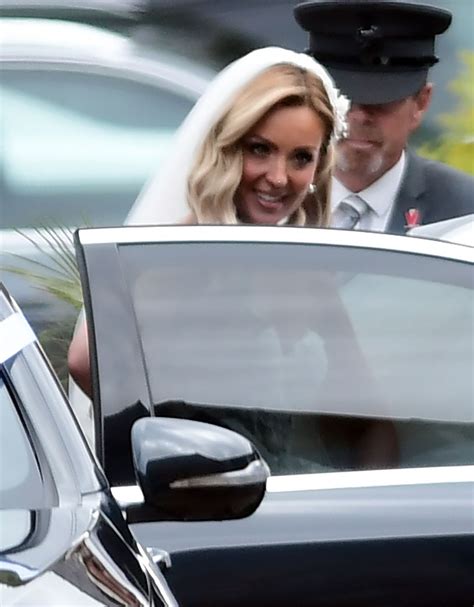 AMY DOWDEN Sets Off for Her Wedding in South Wales 07/02/2022 – HawtCelebs