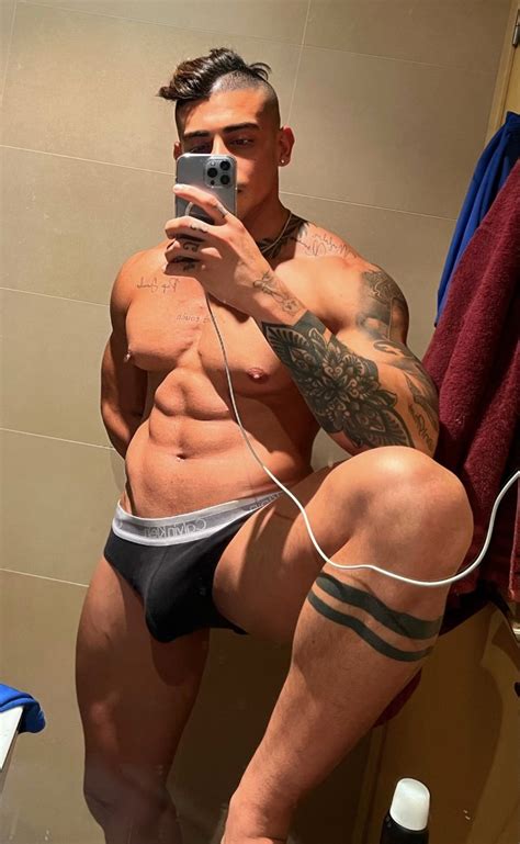 Modelo Fitness Ajota Entrega Muito Nos Nudes