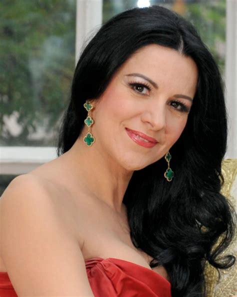 Romanian Opera Singer Angela Gheorghiu Opera Singers Singer Opera