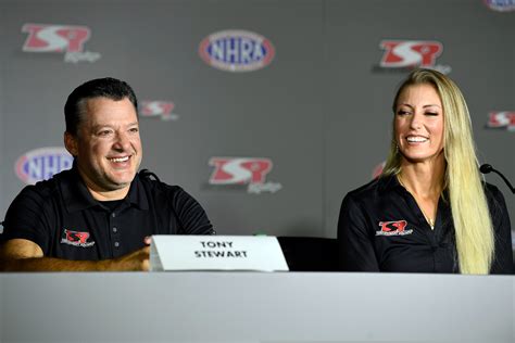 Tony Stewart Is Launching His Own Drag Racing Team With Fiancée Leah