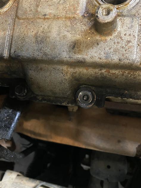 Valve cover bolt just exploded...AWESOME... | Scrolller