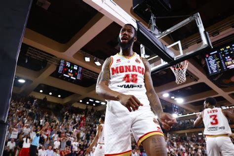 Basket Monaco Renverse Saint Quentin En Betclic Lite