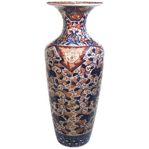 19th Century Japanese Imari Temple Jar And Lid For Sale At 1stDibs