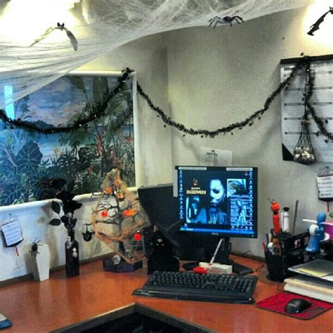 30 Cute Office Halloween Decorations Ideas