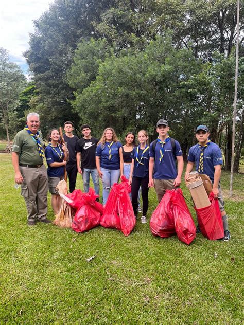 Grupo Escoteiro Vicentino De Toledo Lidera A O De Coleta De Lixo E