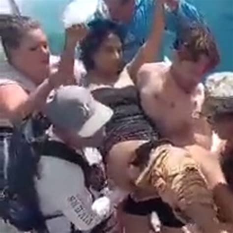 La presentadora del tiempo más sexy del mundo volvió a deslumbrar con sus fotos en bikini Infobae