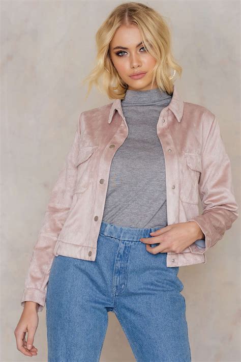 5 Nude Jackets For Spring Nina S Style Blog Bloglovin
