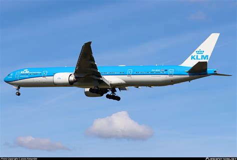 PH BVG KLM Royal Dutch Airlines Boeing 777 306ER Photo By Joost