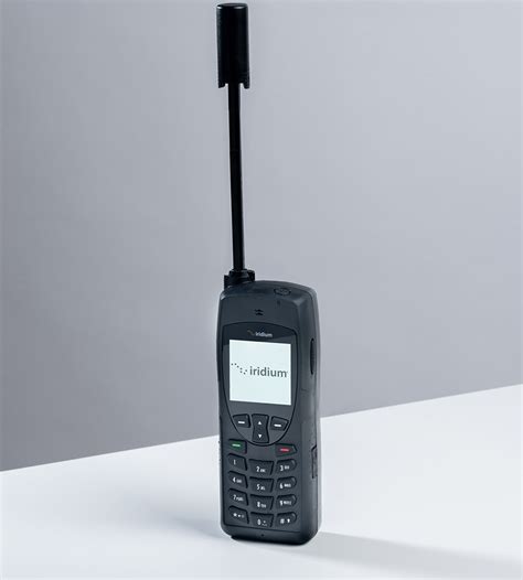 9555 Satellite Phone | Iridium Satellite Communications