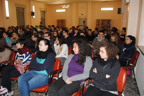 Festa Del Libro Evento Finale Ad Enna Con La Scrittrice Sella