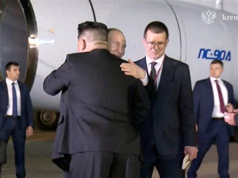 Russias Putin And Kim Jong Un Embrace At Beginning Of North Korea