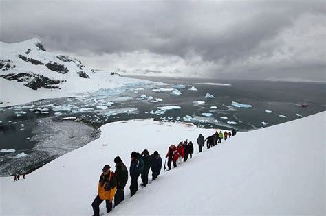 Fly-Cruise Antarctica | Polar Tracks Expeditions