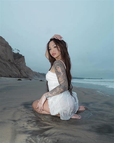 Shounna S. | don’t mind me. | Instagram