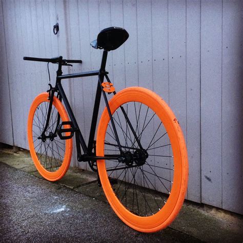 Bikespeeds S Fixie Bike Bicycle Bike Ideas Cool Bikes Custom Build