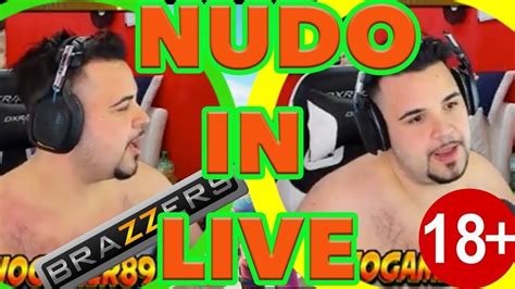 CICCIOGAMER89 SFIDA BLUR E SI SPOGLIA IN LIVE YouTube