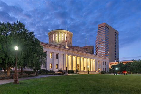 Comparing the Ohio PERS defined contribution plan to gold standards