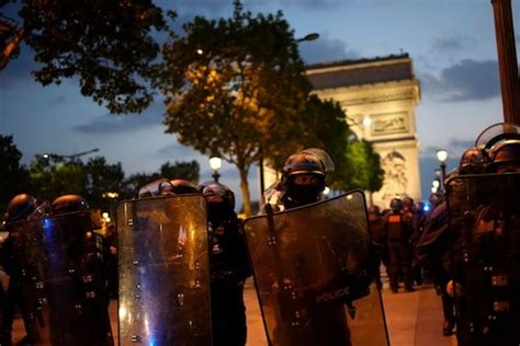 France Riots Highlights 719 Arrested As Unrest Continues 577 Vehicles