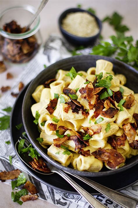 Veganes Mac And Cheese Mit Kokos Speck Simply Vegan