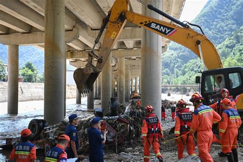 新華全媒｜陜西柞水高速公路橋梁垮塌災害搜救現場直擊 新華網