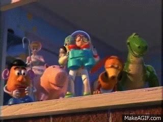 Disney/Pixar's Toy Story 2 in 3D - Bloopers on Make a GIF