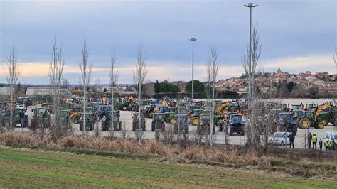 La movilización agraria en la Ribera acaba con incidentes en la A 1