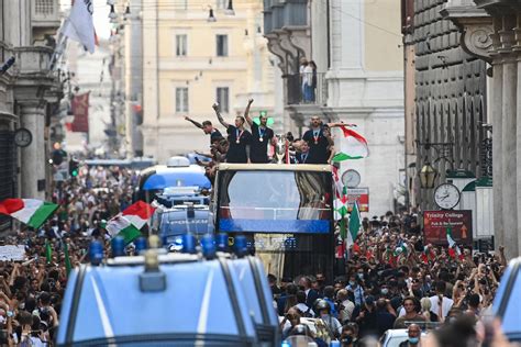 Así fue la celebración de Italia en Roma tras ganar la Eurocopa